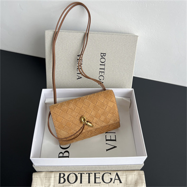 bottega veneta andiamo intreccio suede envelope crossbody bag #836940